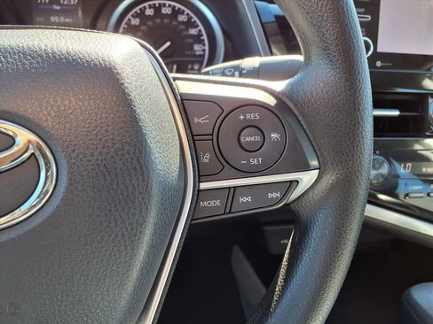 Certified 2021 Toyota Camry LE image 21