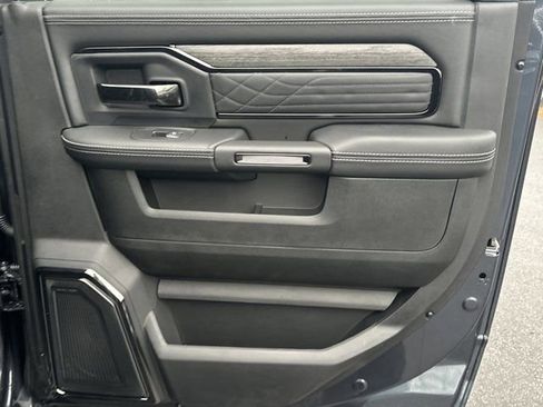 New 2026 RAM 2500 Limited image 17
