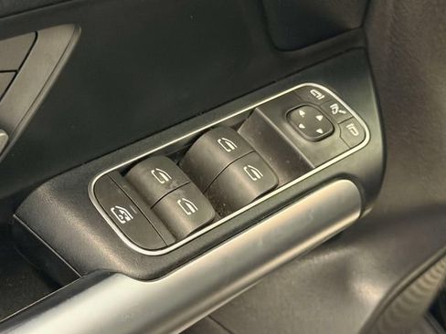Used 2023 Mercedes-Benz GLA 250 4MATIC image 16