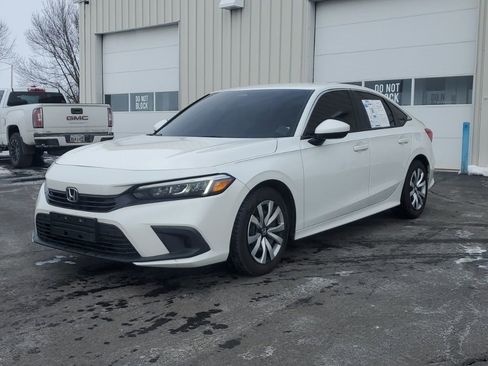 Used 2022 Honda Civic LX image 3