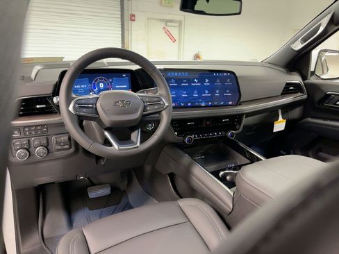 New 2026 Chevrolet Tahoe Z71 image 28