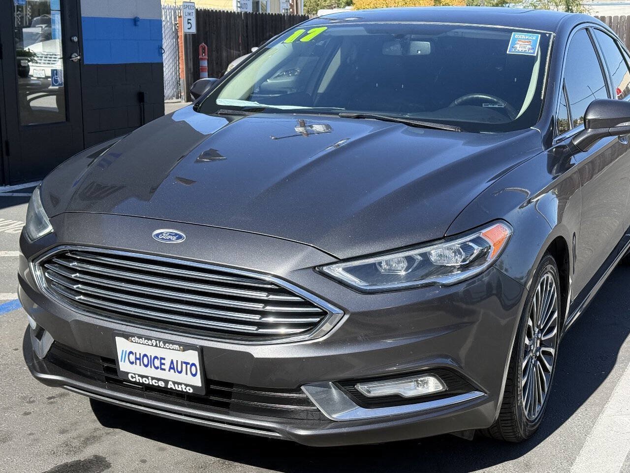 Used 2017 Ford Fusion Titanium FWD image 20