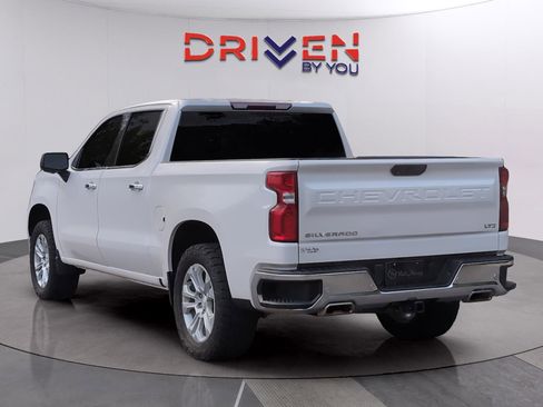 Used 2022 Chevrolet Silverado 1500 LTZ image 3