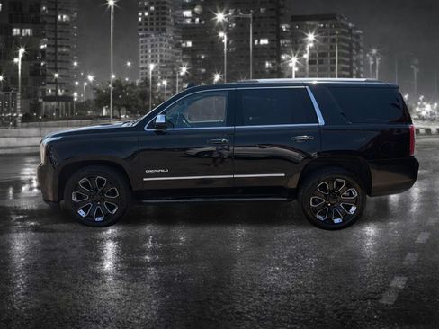 Used 2020 GMC Yukon Denali w/ Denali Ultimate Package AWD/4WD image 3