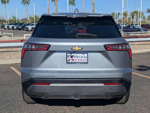 Certified 2025 Chevrolet Equinox LT AWD/4WD image 5