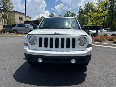 Used 2013 Jeep Patriot Sport w/ PWR Value Group FWD image 2