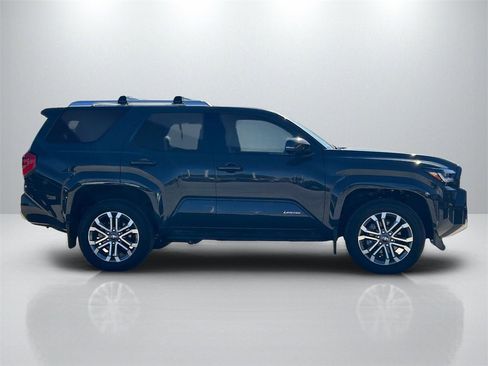 New 2025 Toyota 4Runner Limited image 4