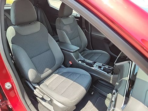 Used 2023 Chevrolet Bolt EUV LT w/ Comfort Package FWD image 39