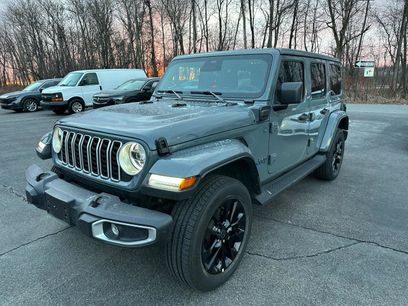 Used 2025 Jeep Wrangler Sahara