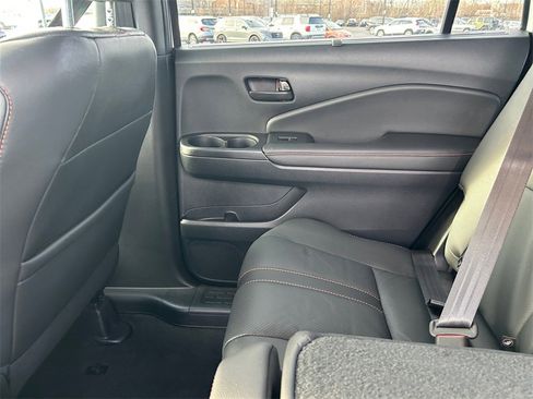 Certified 2022 Honda Passport TrailSport image 18