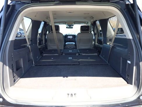 Used 2021 Ford Expedition Max XLT image 36