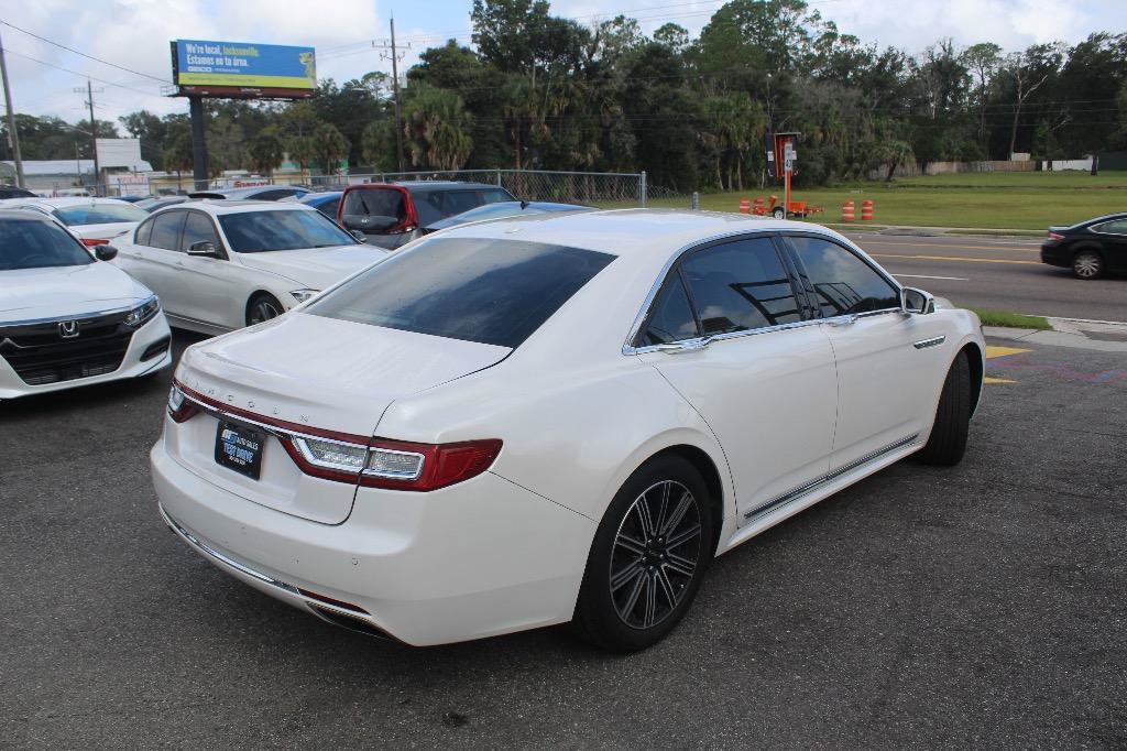 Used 2017 Lincoln Continental Reserve FWD image 3