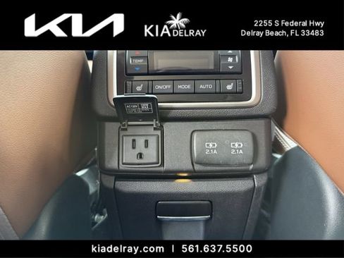Used 2019 Subaru Ascent Touring AWD/4WD image 17