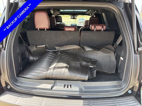 Used 2024 Ford Expedition Limited AWD/4WD image 11