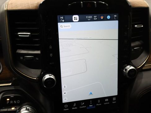 Used 2022 RAM 1500 Limited w/ Body Color Bumper Group image 28