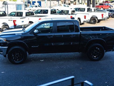 Used 2025 RAM 1500 Laramie image 15