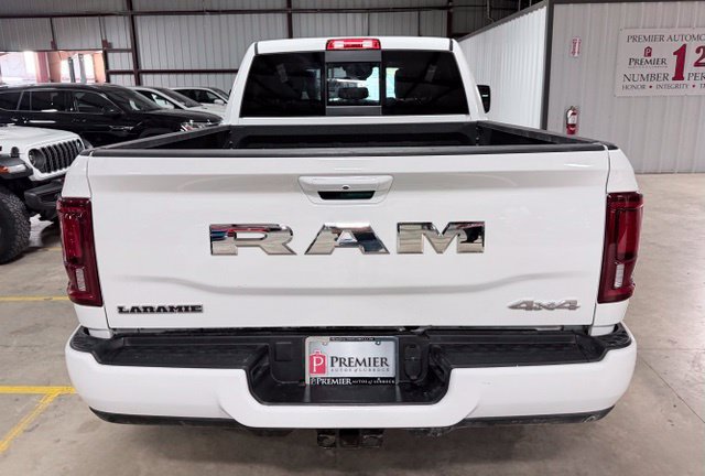 Used 2026 RAM 2500 Laramie AWD/4WD image 5
