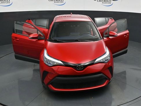 Used 2021 Toyota C-HR XLE FWD image 34