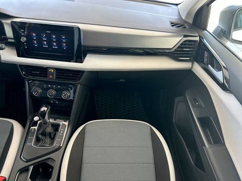 Certified 2025 Volkswagen Taos S FWD image 36