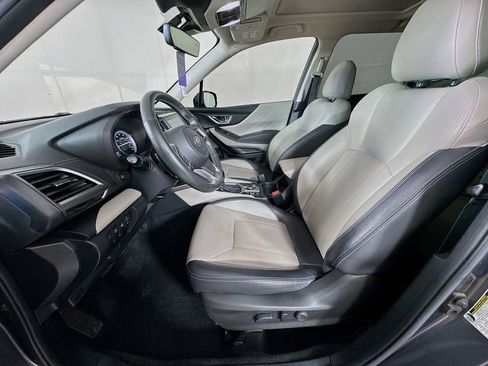 Used 2022 Subaru Forester Limited image 25