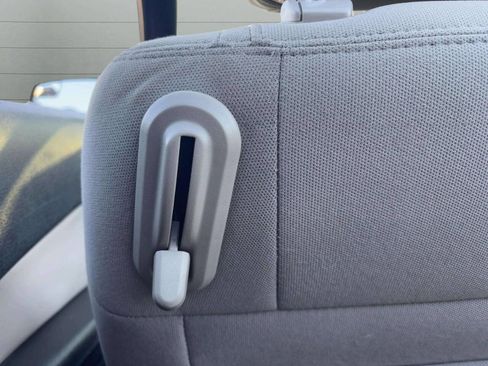 Used 2014 Ford Mustang Convertible image 17