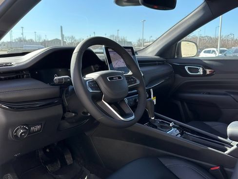 New 2026 Jeep Compass Limited w/ Sun, Sound & Navigation Group AWD/4WD image 10