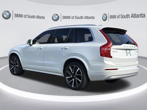 Used 2022 Volvo XC90 T6 Momentum w/ Climate Package AWD/4WD image 25