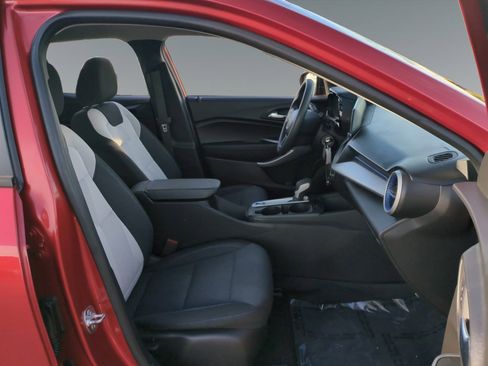 Used 2024 Chevrolet Trax LS image 15