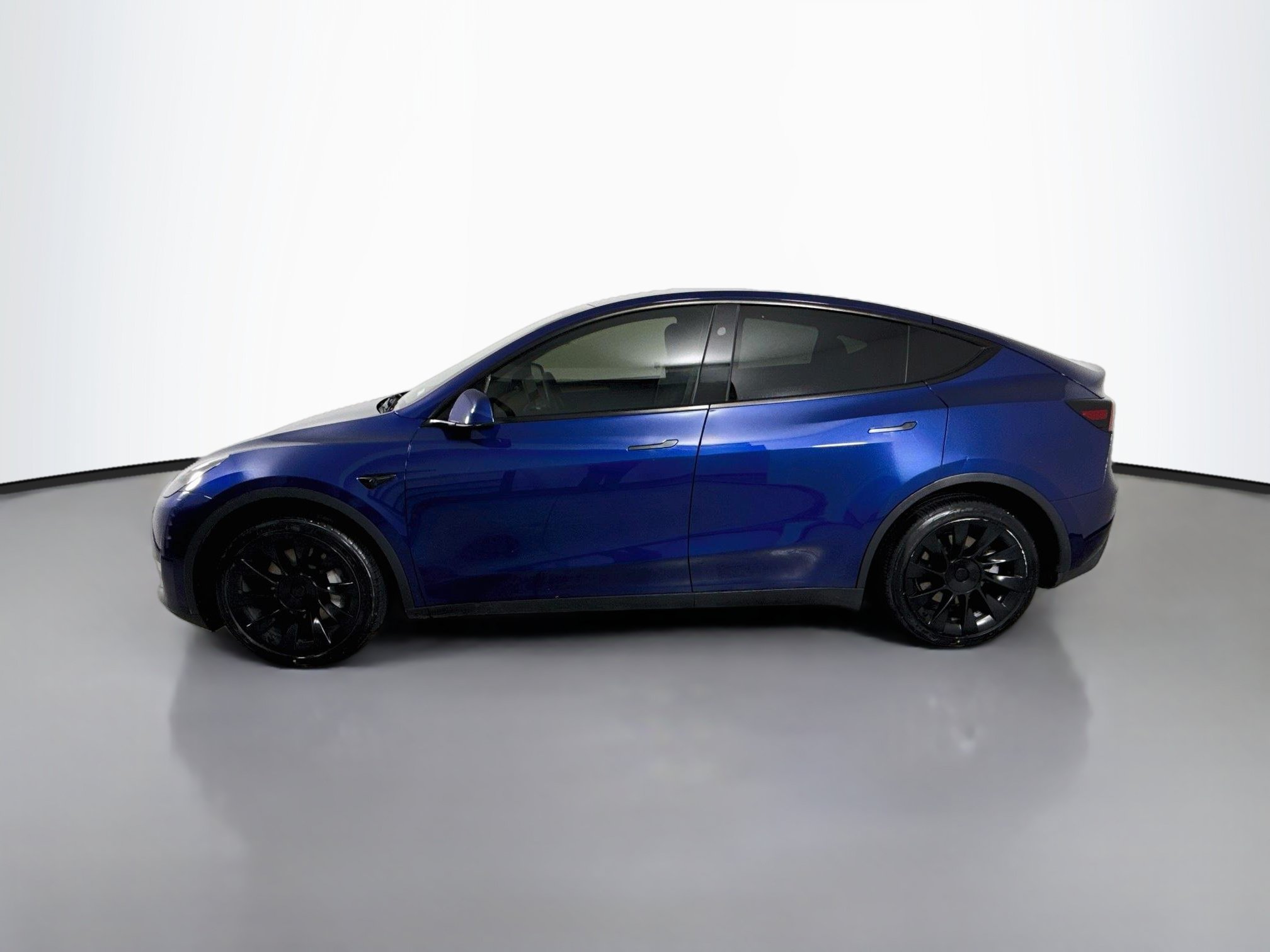 Used 2023 Tesla Model Y Long Range AWD/4WD image 4