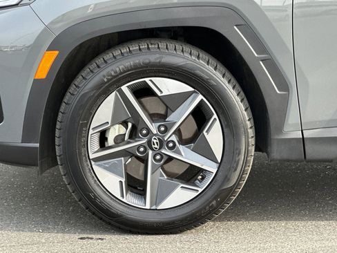 Used 2025 Hyundai Tucson SEL FWD image 25