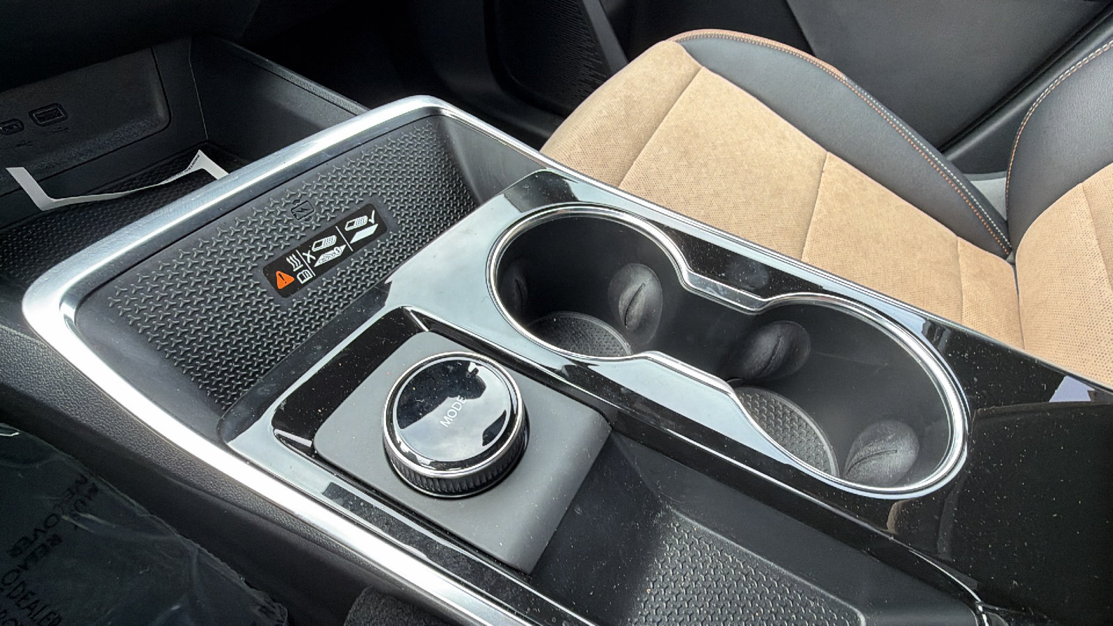 Used 2026 Chevrolet Equinox ACTIV w/ Safety and Technology Package FWD image 30
