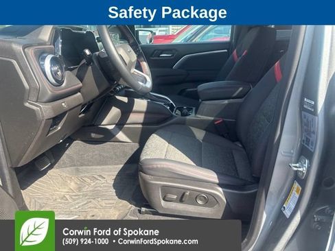 Used 2024 Chevrolet Colorado Z71 w/ Z71 Convenience Package 2 AWD/4WD image 2
