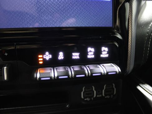 Used 2021 RAM 1500 Limited image 23