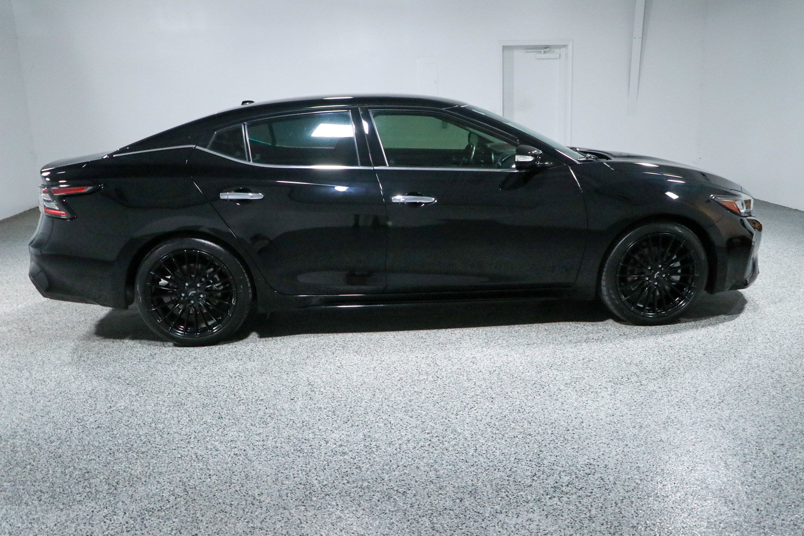 Used 2022 Nissan Maxima SV w/ Floor Mat Group FWD image 6