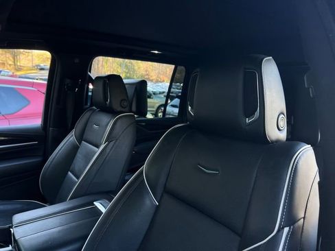 Used 2021 Cadillac Escalade ESV Sport w/ Driver Assist Tech Package image 16