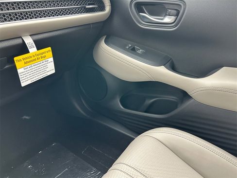 New 2026 Honda HR-V EX-L image 23