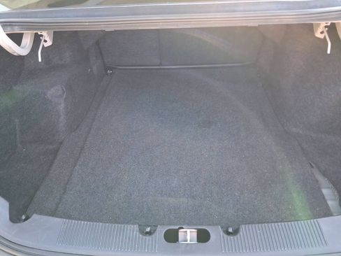 Used 2005 Ford Taurus SEL FWD image 30