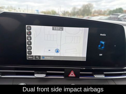 Used 2025 Hyundai Elantra SEL w/ Cargo Package image 19