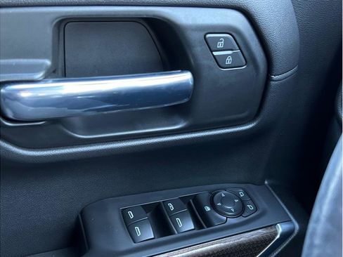 Used 2020 Chevrolet Silverado 1500 LT Trail Boss image 16