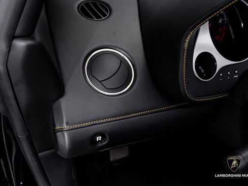 Used 2012 Lamborghini Gallardo LP 560-4 image 34