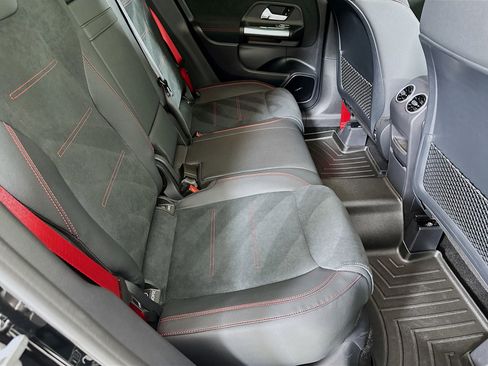 Used 2026 Mercedes-Benz GLA 35 AMG 4MATIC image 28