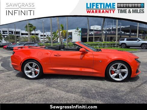 Used 2019 Chevrolet Camaro SS RWD image 8