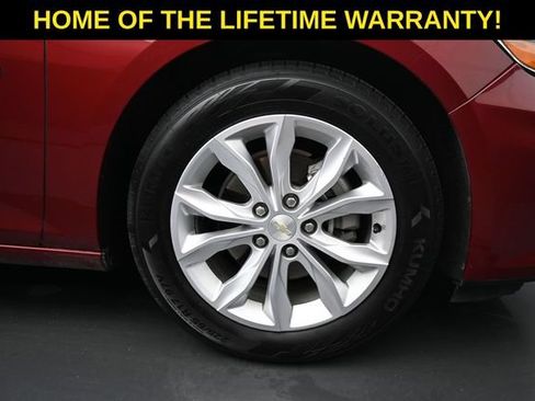 Used 2019 Chevrolet Malibu LT w/ Leather Package FWD image 46