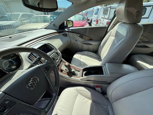 Used 2010 Buick LaCrosse CX image 18