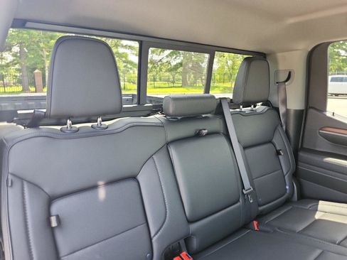 Certified 2024 GMC Sierra 1500 Denali AWD/4WD image 11