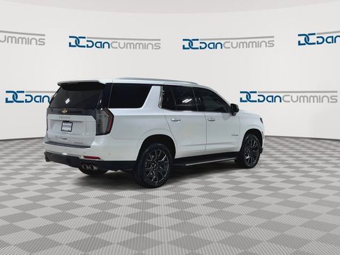 Used 2025 Chevrolet Tahoe Premier AWD/4WD image 8