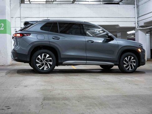 New 2026 Volkswagen Tiguan S image 7