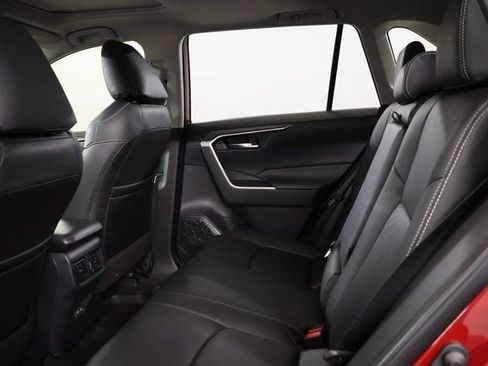 New 2025 Toyota RAV4 XLE image 27