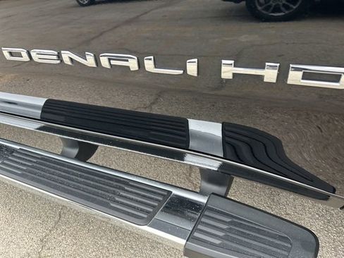 Used 2024 GMC Sierra 2500 Denali w/ Technology Package image 14