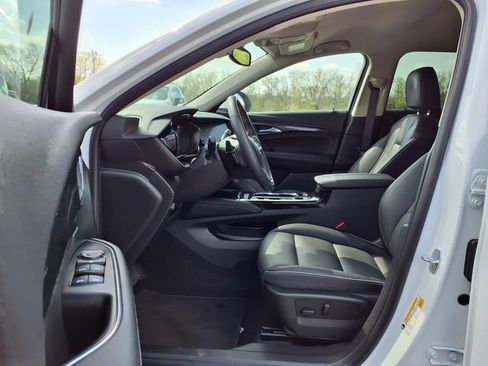Used 2023 Buick Envision Essence FWD image 67